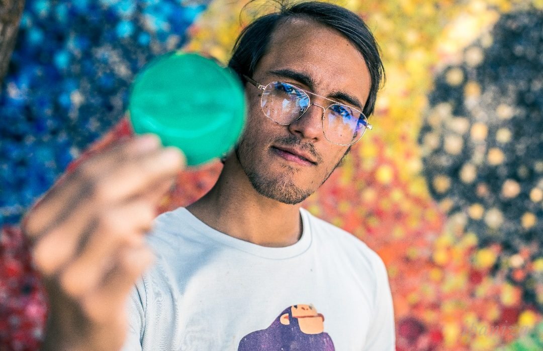 El ilustrador Óscar Olivares: “Quiero brindar esperanza a través del arte”