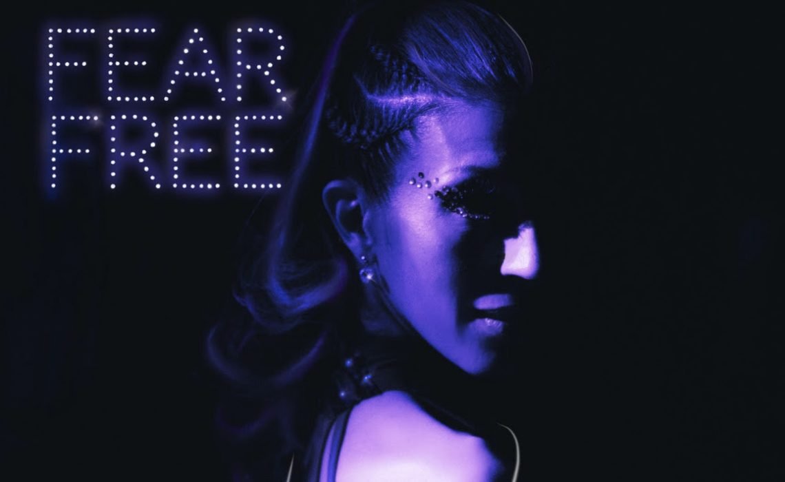 ROX™ lanza «FEAR FREE», un sencillo que celebra el poder humano de transcender el miedo