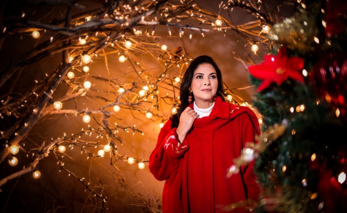 Annaé Torrealba presenta su primer disco de Navidad