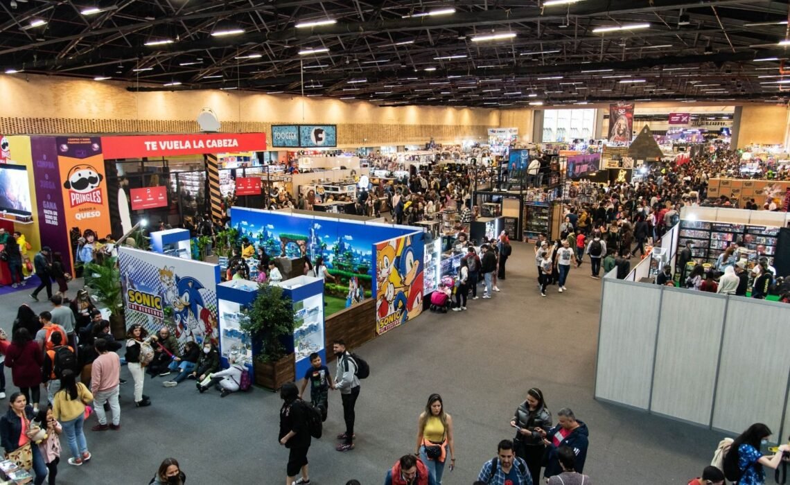 Corferias se prepara para Comic Con Colombia 2025, cuatro días de cultura pop, cosplay y experiencias inmersivas.