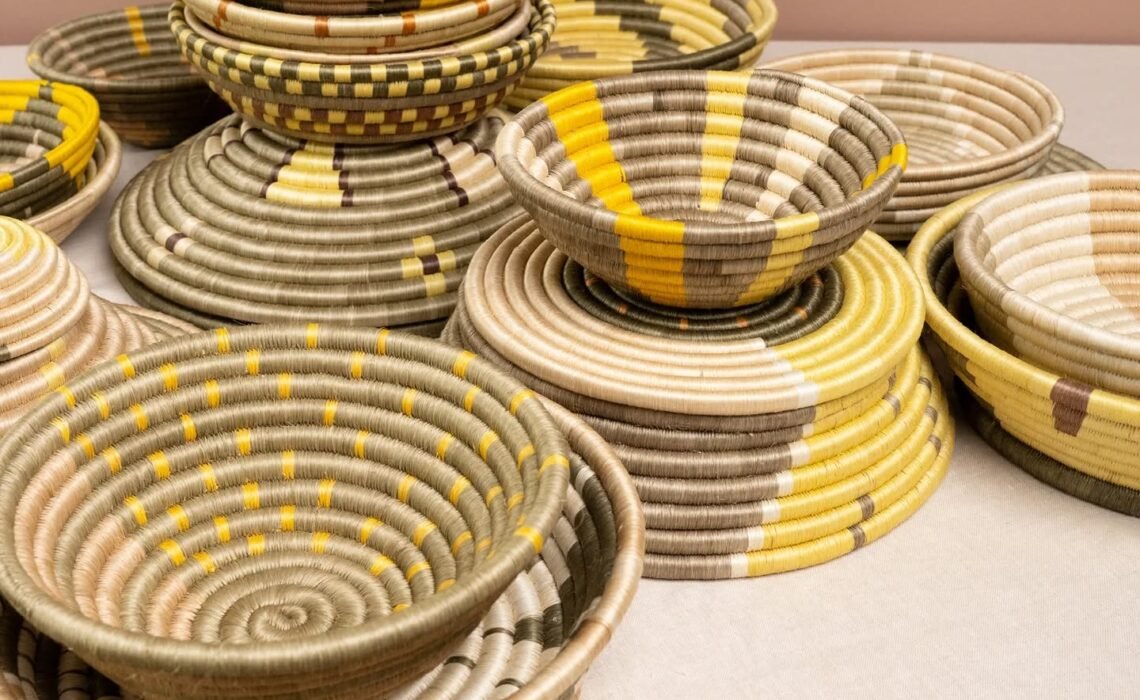 Artesanas de Guacamayas que usan hoja de coca se vieron por primera vez en pantalla grande