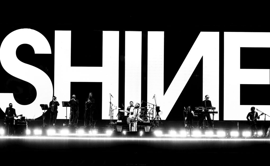 SHINE EL NUEVO ÁLBUM DE FITO PÁEZ